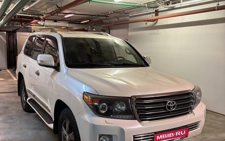 Toyota Land Cruiser 200, 2014 год, 5 150 000 рублей, 3 фотография