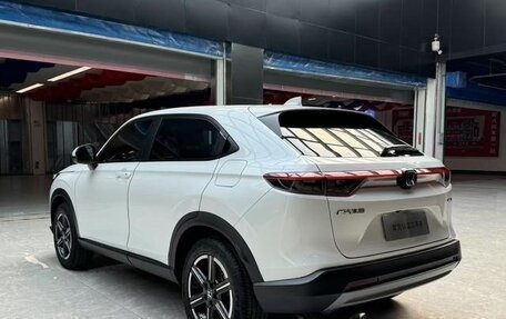 Honda Vezel, 2024 год, 2 050 000 рублей, 7 фотография