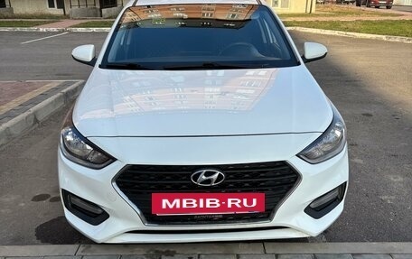 Hyundai Solaris II рестайлинг, 2017 год, 1 200 000 рублей, 3 фотография