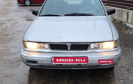 Mitsubishi Galant VIII, 1991 год, 240 000 рублей, 8 фотография