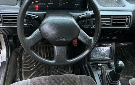 Mitsubishi Galant VIII, 1991 год, 240 000 рублей, 27 фотография