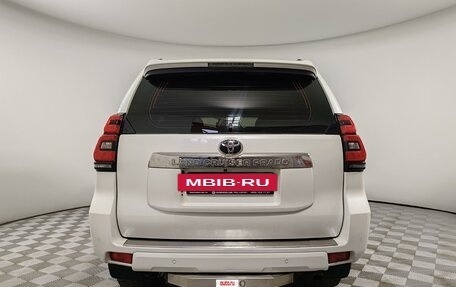 Toyota Land Cruiser Prado 150 рестайлинг 2, 2018 год, 4 590 000 рублей, 6 фотография