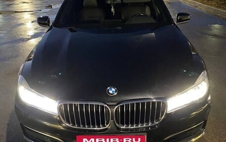 BMW 7 серия, 2017 год, 2 700 000 рублей, 2 фотография