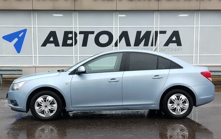 Chevrolet Cruze II, 2011 год, 655 000 рублей, 4 фотография