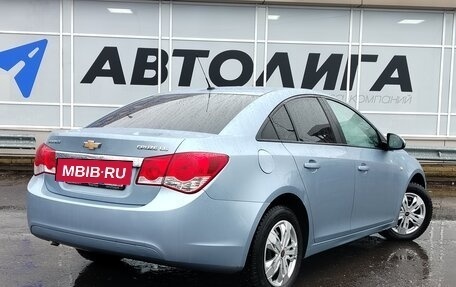 Chevrolet Cruze II, 2011 год, 655 000 рублей, 2 фотография