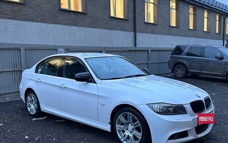 BMW 3 серия, 2010 год, 1 750 000 рублей, 3 фотография