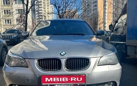 BMW 5 серия, 2004 год, 970 000 рублей, 3 фотография