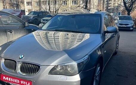 BMW 5 серия, 2004 год, 970 000 рублей, 2 фотография