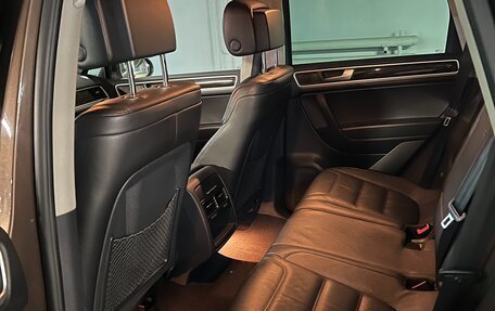 Volkswagen Touareg III, 2014 год, 2 100 000 рублей, 5 фотография