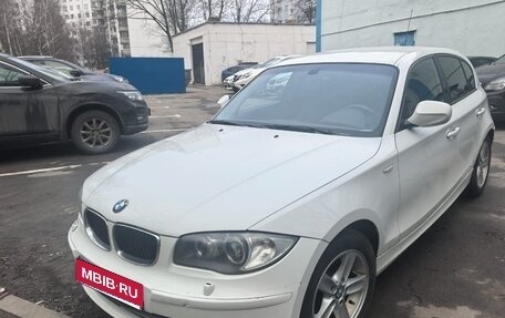 BMW 1 серия, 2010 год, 795 000 рублей, 1 фотография