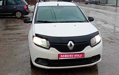 Renault Logan II, 2015 год, 430 000 рублей, 1 фотография