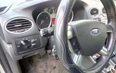 Ford Focus II рестайлинг, 2008 год, 525 000 рублей, 18 фотография