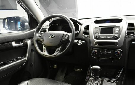 KIA Sorento II рестайлинг, 2014 год, 1 689 000 рублей, 14 фотография