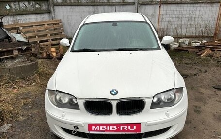 BMW 1 серия, 2008 год, 570 000 рублей, 1 фотография