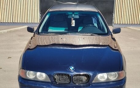 BMW 5 серия, 2001 год, 665 000 рублей, 3 фотография