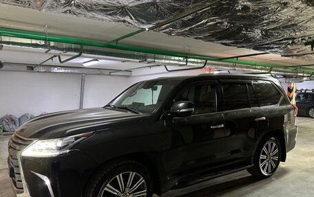 Lexus LX III, 2017 год, 9 970 000 рублей, 4 фотография