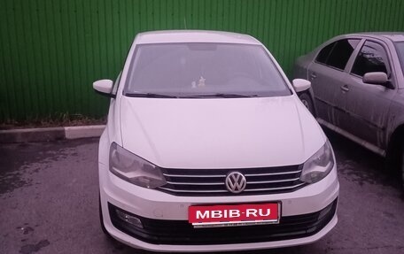 Volkswagen Polo VI (EU Market), 2015 год, 1 000 000 рублей, 1 фотография