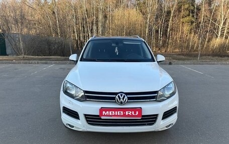Volkswagen Touareg III, 2012 год, 1 800 000 рублей, 1 фотография