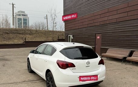 Opel Astra J, 2011 год, 780 000 рублей, 6 фотография