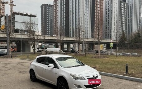 Opel Astra J, 2011 год, 780 000 рублей, 5 фотография