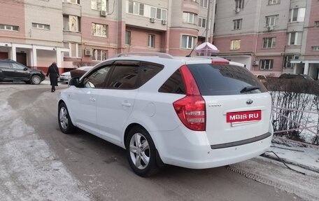 KIA cee'd I рестайлинг, 2009 год, 685 000 рублей, 2 фотография