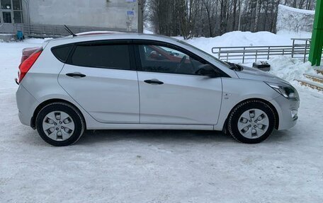 Hyundai Solaris II рестайлинг, 2014 год, 1 150 000 рублей, 3 фотография