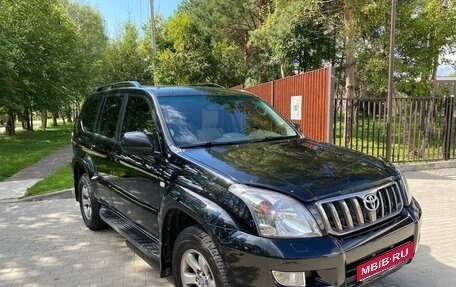 Toyota Land Cruiser Prado 120 рестайлинг, 2007 год, 3 100 000 рублей, 1 фотография