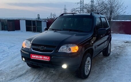 Chevrolet Niva I рестайлинг, 2013 год, 530 000 рублей, 1 фотография
