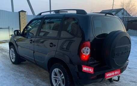 Chevrolet Niva I рестайлинг, 2013 год, 530 000 рублей, 4 фотография