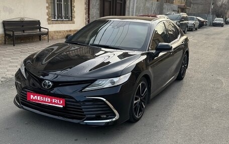 Toyota Camry, 2019 год, 2 900 000 рублей, 2 фотография