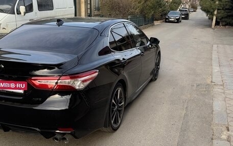 Toyota Camry, 2019 год, 2 900 000 рублей, 5 фотография