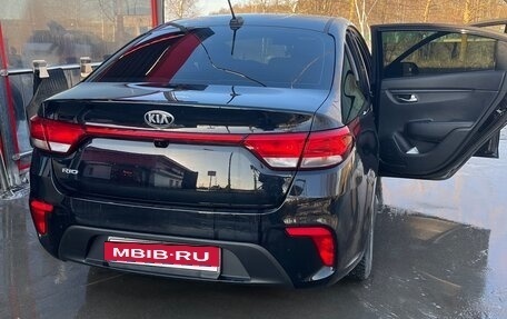 KIA Rio IV, 2020 год, 1 680 000 рублей, 3 фотография