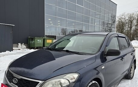 KIA cee'd I рестайлинг, 2010 год, 700 000 рублей, 5 фотография