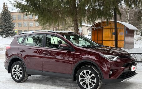 Toyota RAV4, 2016 год, 2 720 000 рублей, 4 фотография