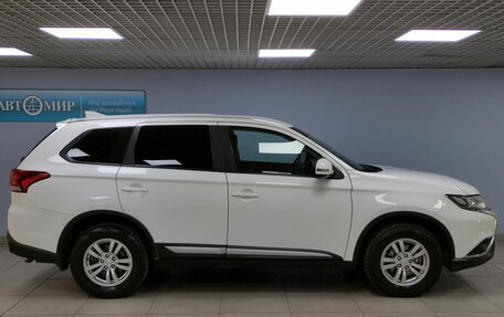 Mitsubishi Outlander III рестайлинг 3, 2019 год, 2 233 000 рублей, 4 фотография