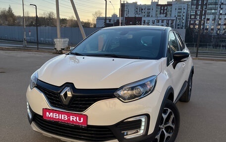 Renault Kaptur I рестайлинг, 2018 год, 1 260 000 рублей, 1 фотография