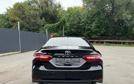 Toyota Camry, 2020 год, 2 850 000 рублей, 6 фотография