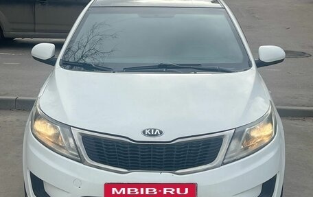 KIA Rio III рестайлинг, 2014 год, 630 000 рублей, 2 фотография