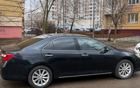 Toyota Camry, 2014 год, 1 950 000 рублей, 2 фотография