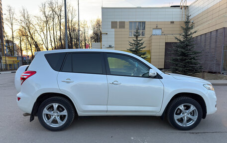 Toyota RAV4, 2011 год, 2 300 000 рублей, 3 фотография