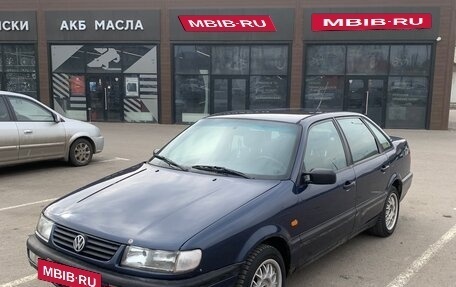 Volkswagen Passat B4, 1995 год, 267 000 рублей, 2 фотография