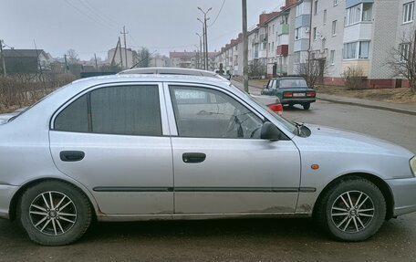 Hyundai Accent II, 2004 год, 275 000 рублей, 2 фотография