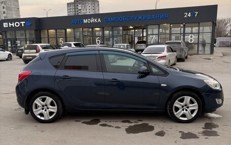 Opel Astra J, 2010 год, 800 000 рублей, 5 фотография