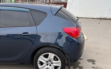 Opel Astra J, 2010 год, 800 000 рублей, 10 фотография