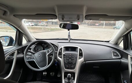 Opel Astra J, 2010 год, 800 000 рублей, 14 фотография