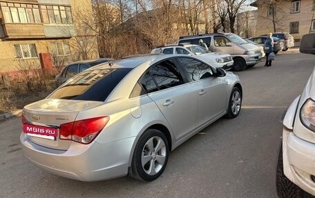 Chevrolet Cruze II, 2011 год, 800 000 рублей, 2 фотография