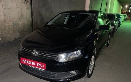 Volkswagen Polo VI (EU Market), 2015 год, 1 300 000 рублей, 3 фотография