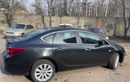 Opel Astra J, 2013 год, 887 000 рублей, 2 фотография