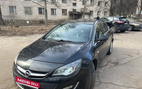 Opel Astra J, 2013 год, 887 000 рублей, 10 фотография