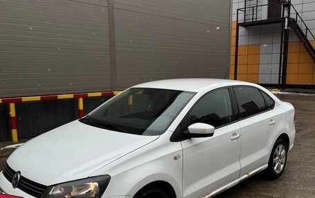 Volkswagen Polo VI (EU Market), 2014 год, 950 000 рублей, 2 фотография